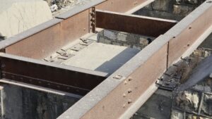 Details of the main part of the bridge - Beams and girders